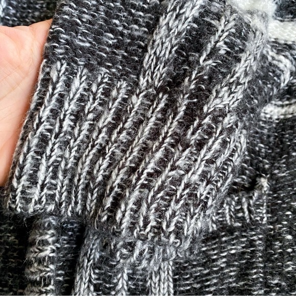 🖤 JANINA BLACK GREY WHITE LONG KNIT CARDIGAN SWEATER! - Picture 9 of 15